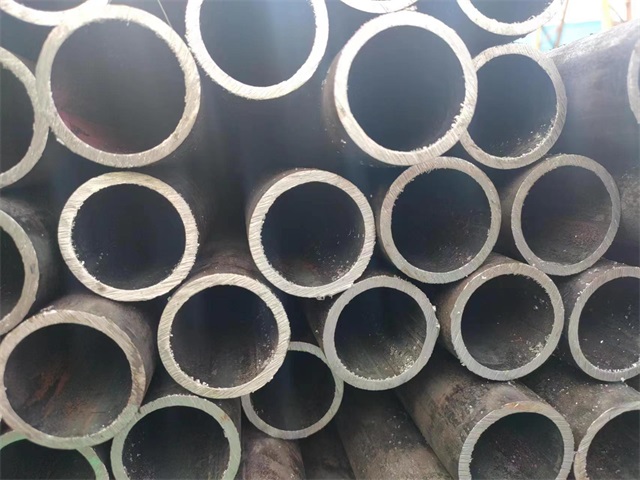 上海10#结构用无缝钢管